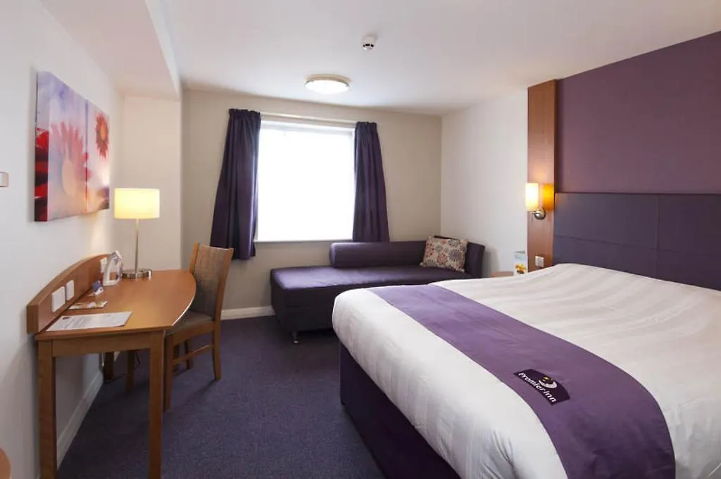 Premier Inn Belfast City Centre - Alfred Street